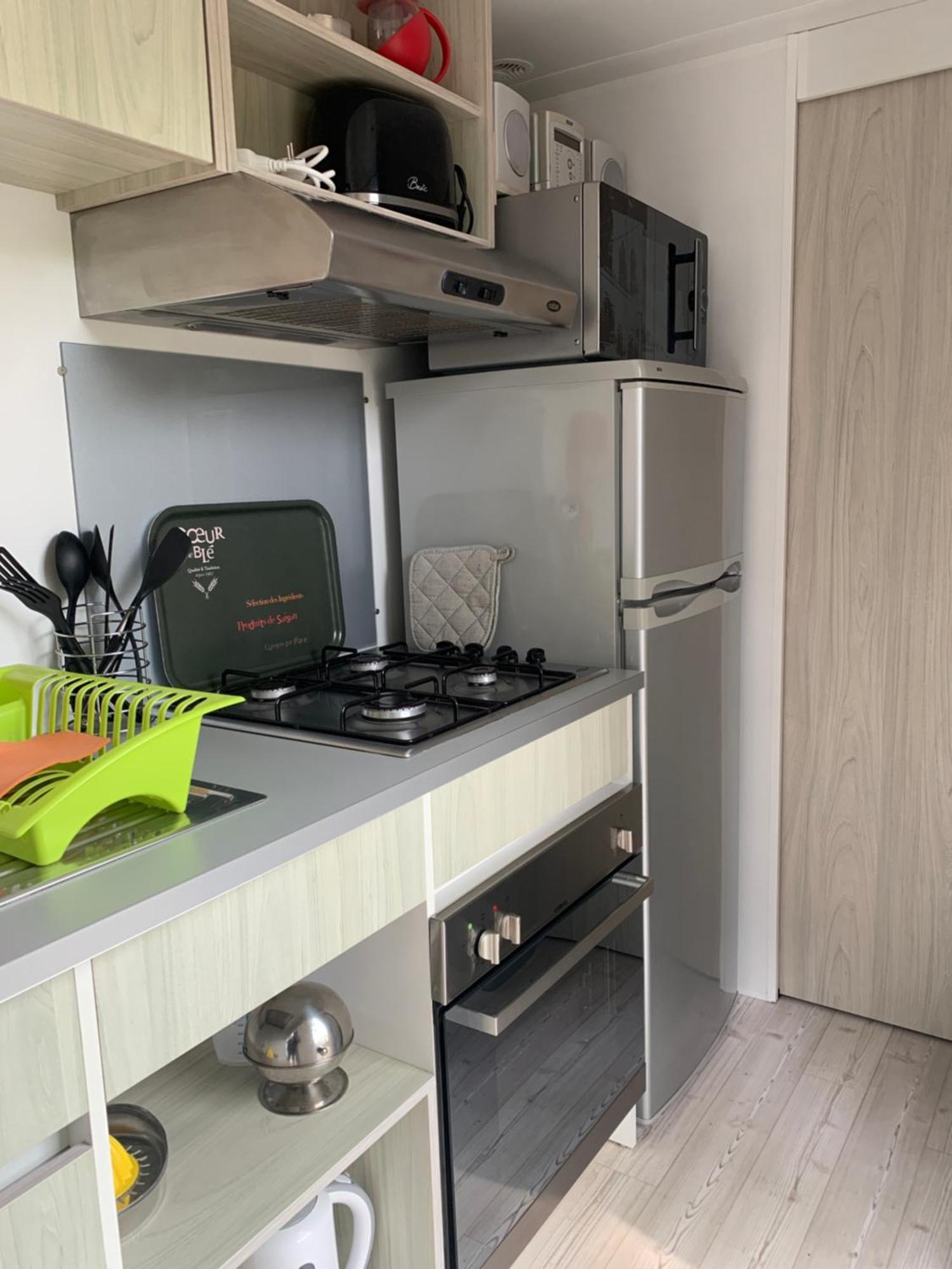 Mobil Home 10 M Et Mme Colas Litteau 외부 사진